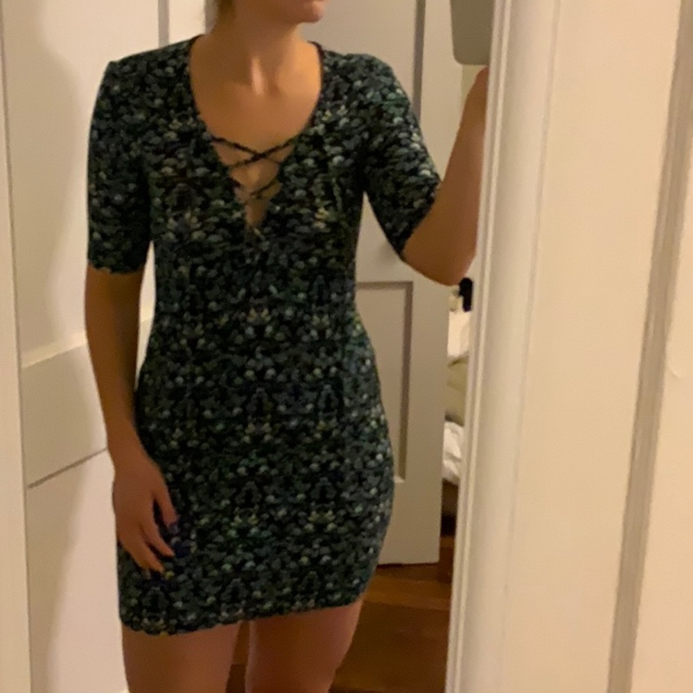 Top shop size 2 dress with tie up front